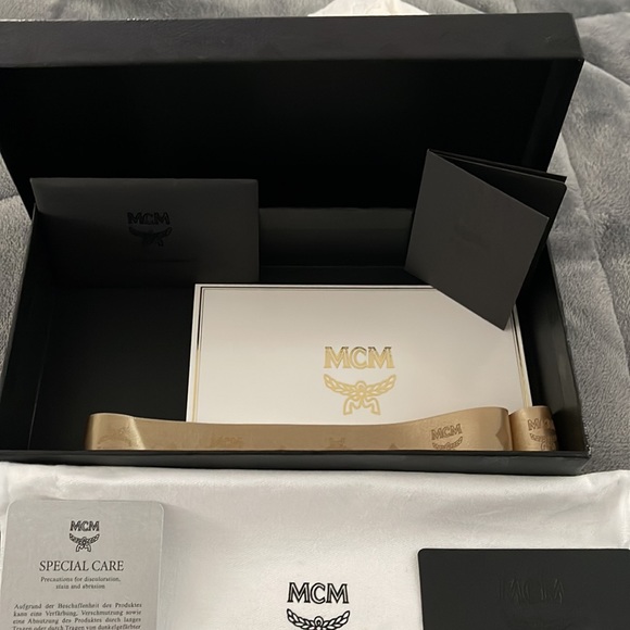 MCM wallet 100% Authentic - Picture 2 of 16